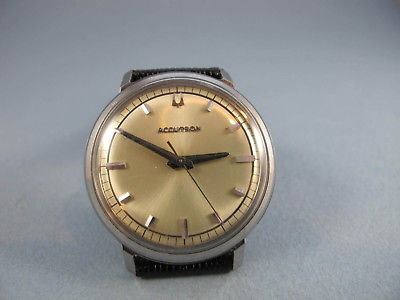 ACCUTRON 214 ALL STEEL MENS WATCH 1966 NICE DIAL RUNS WELL