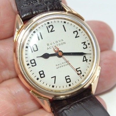 Vintage Man's Wristwatch___BULOVA  ACCUTRON___RAILROAD  APPROVED  MODEL___c.1969