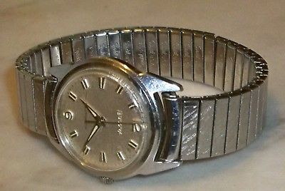 Mens Vintage  BULOVA M 9  AUTOMATIC  STAINLESS WATCH 17 JEWELS RUNNING