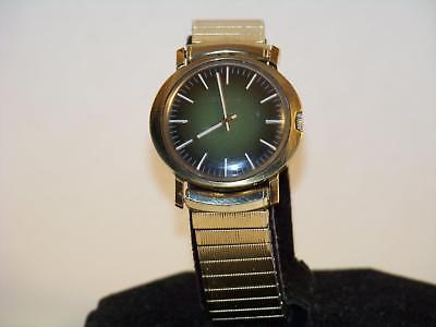 Bulova Vintage 17 Jewel Rolled Gold Plated Green Dial Watch Works Great